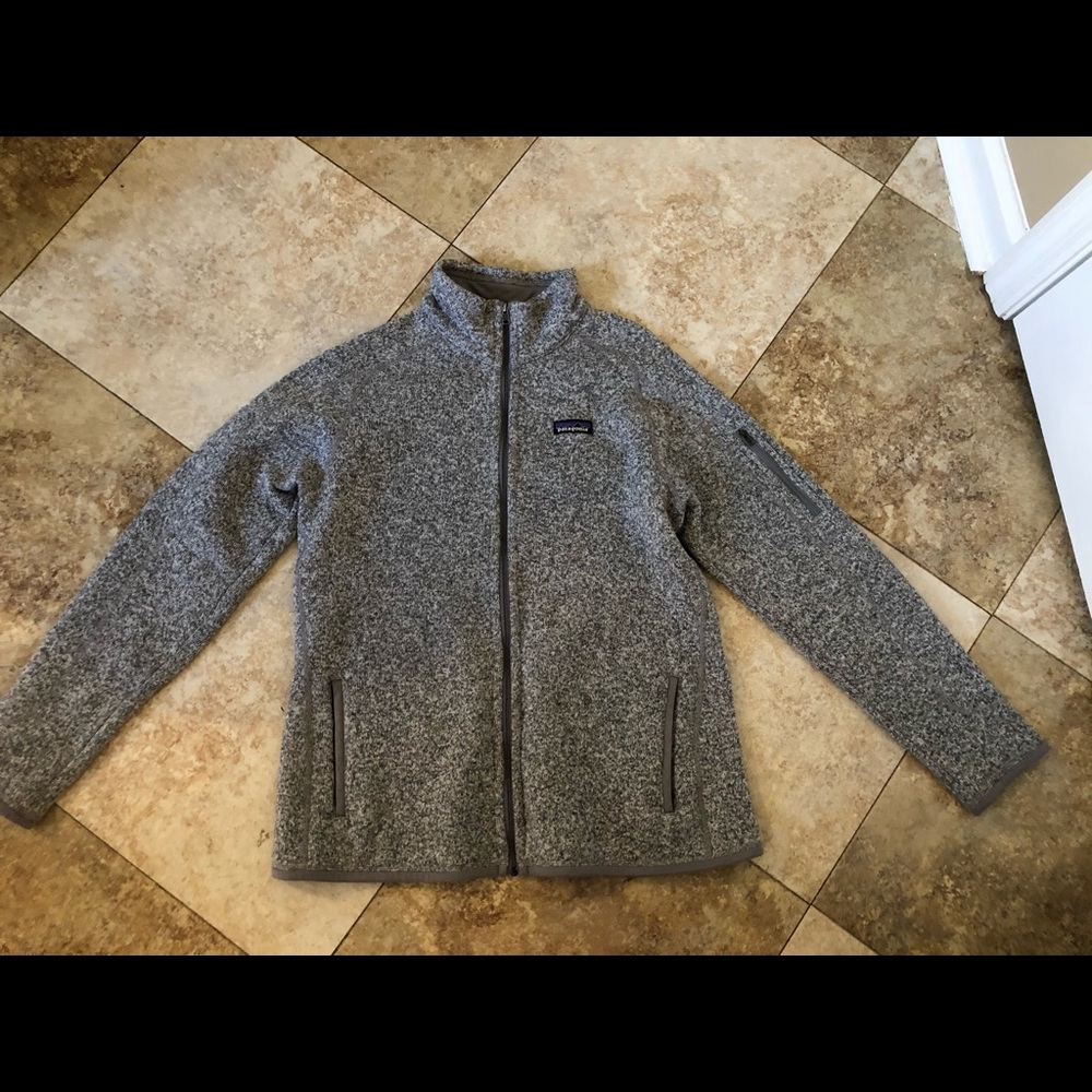 Women’s Gray Patagonia Better Sweater full zip jacket size Large excellent